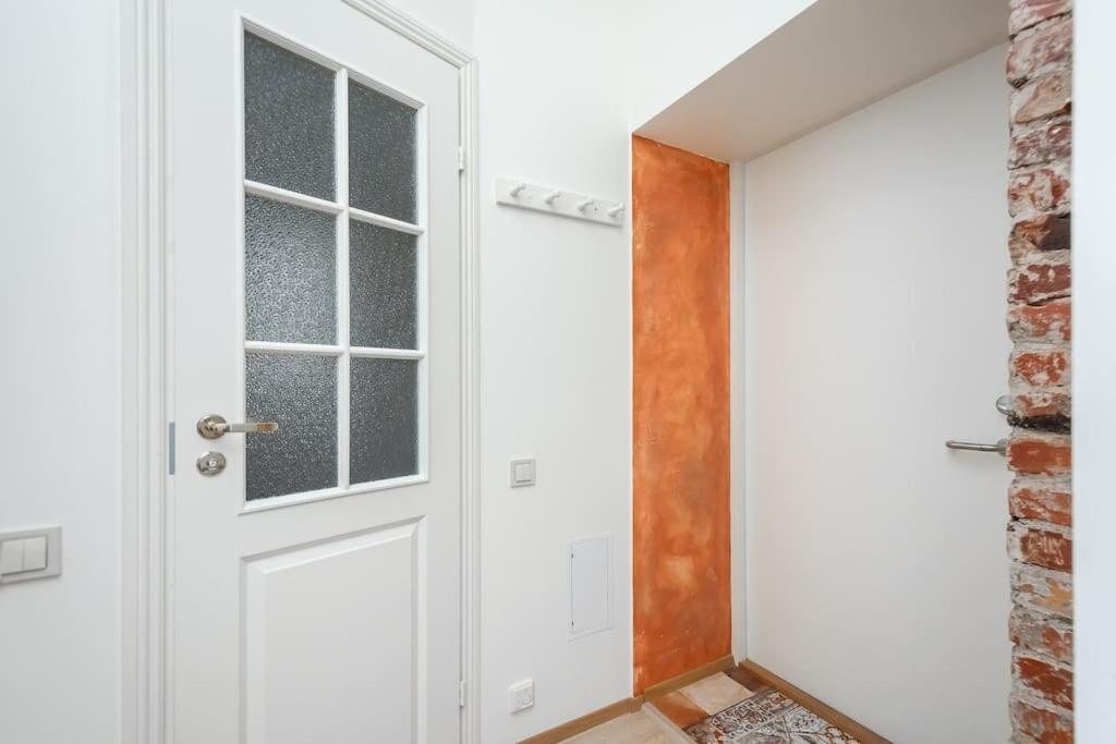 Cozy Studio Apartment Talin Exterior foto